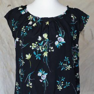 Lauren Conrad black floral pleated neck blouse szS